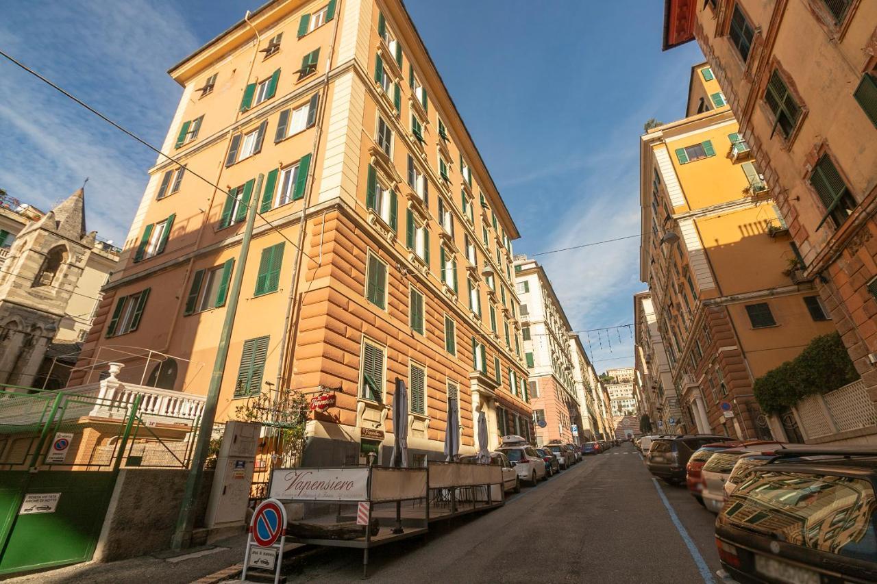 Homes In Genoa - Gold And Silver Kültér fotó